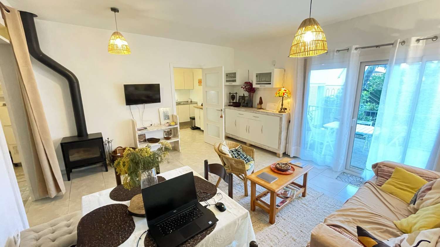 Apartamento con aire acondicionado   3 min a pie de la playa