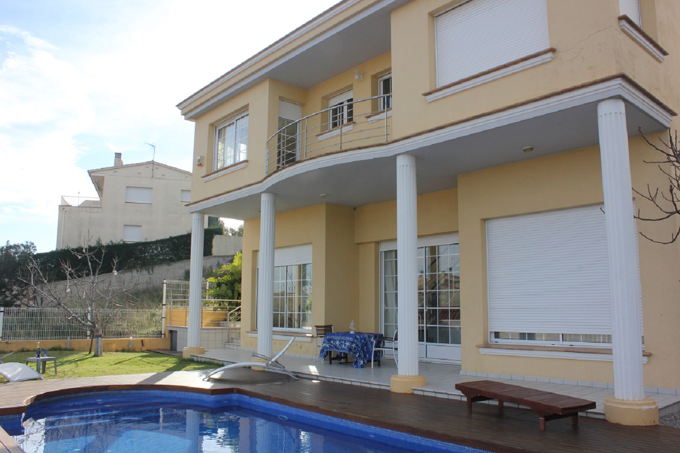 Espectacular villa con piscina