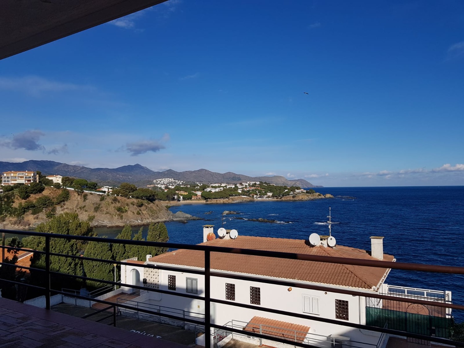 Apartamento con magnifica vista  panorámica al mar